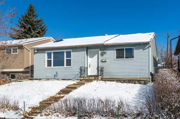 124 Falsby RD Northeast, Calgary, AB T3J 1B8