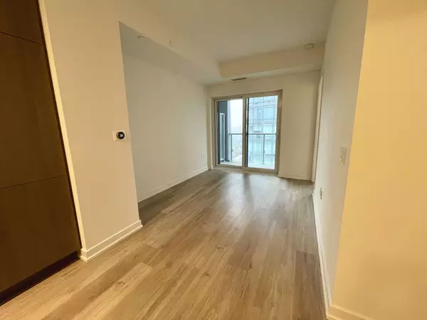 Toronto C02, ON M4W 1L1,1 Yorkville AVE #2507