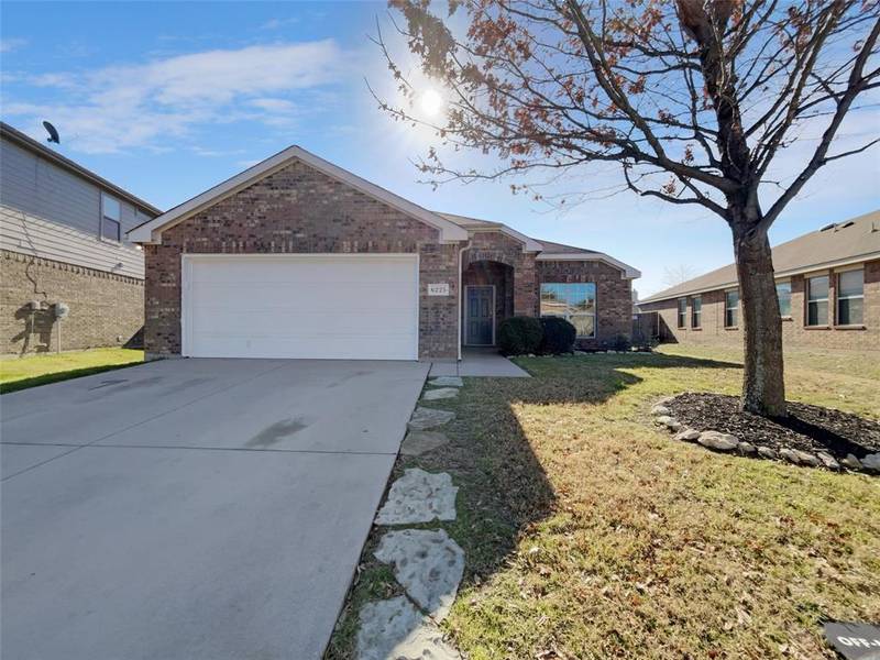 6225 Granite Creek Drive, Fort Worth, TX 76179