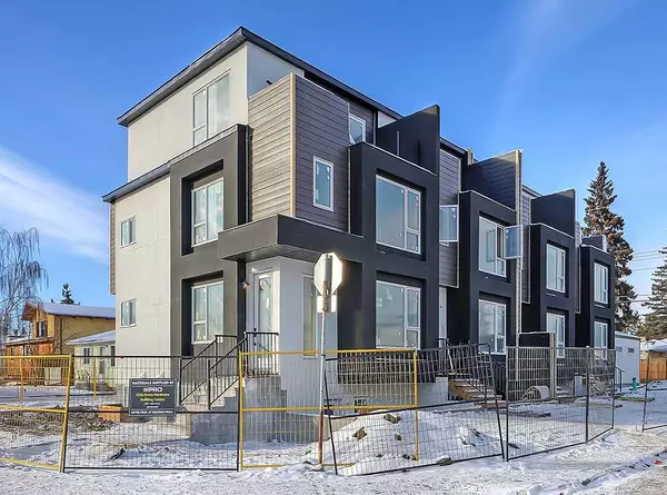 Calgary, AB T3B 1Y5,4707 81 ST Northwest