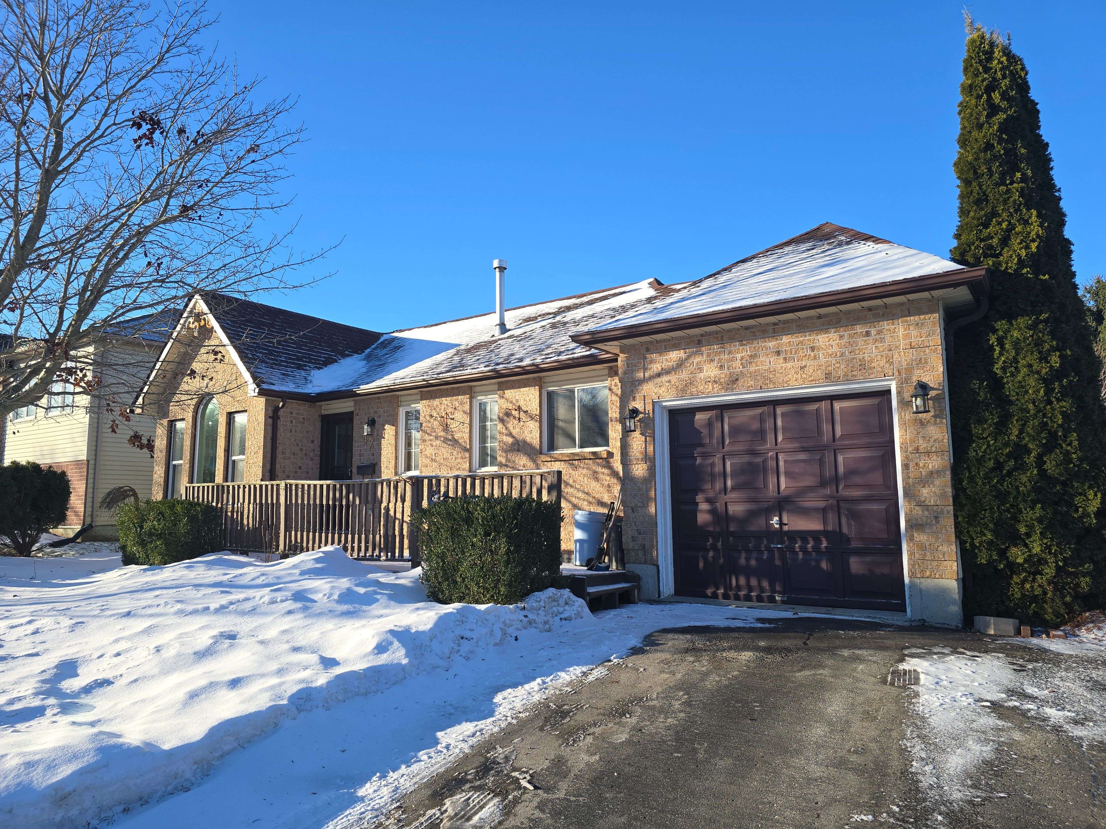 42 Pebble Beach CT, Woodstock, ON N4S 8X2