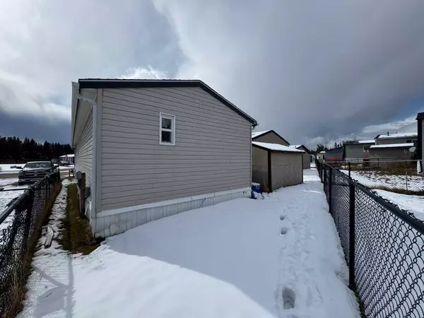 Edson, AB T7E 0A2,851 63 ST #57