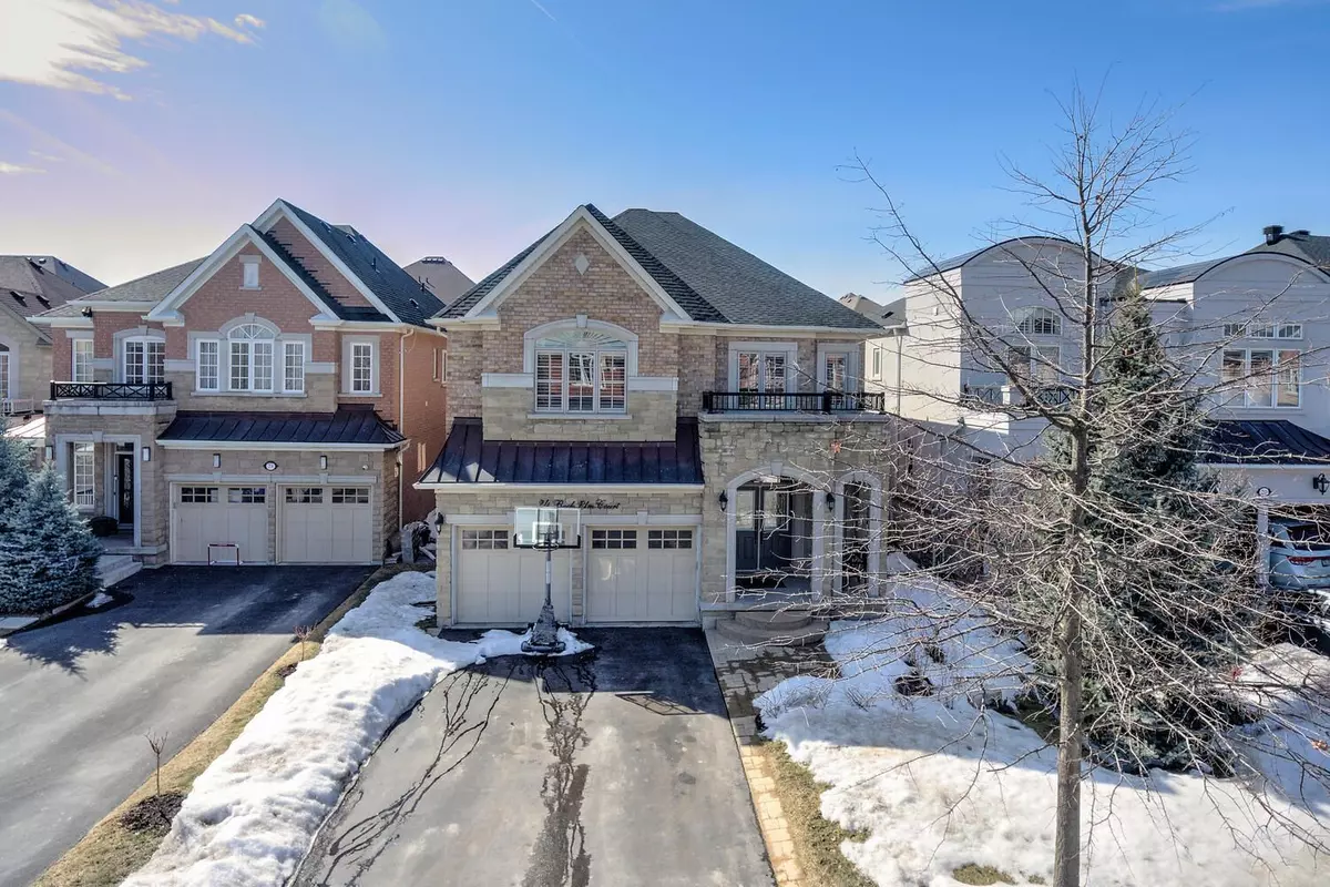 Vaughan, ON L6A 4C2,24 Rock Elm CT