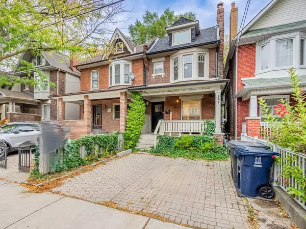 Toronto W02, ON M6H 3W6,547 Saint Clarens AVE