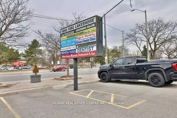 Mississauga, ON L5J 1J7,1842 Lakeshore RD W