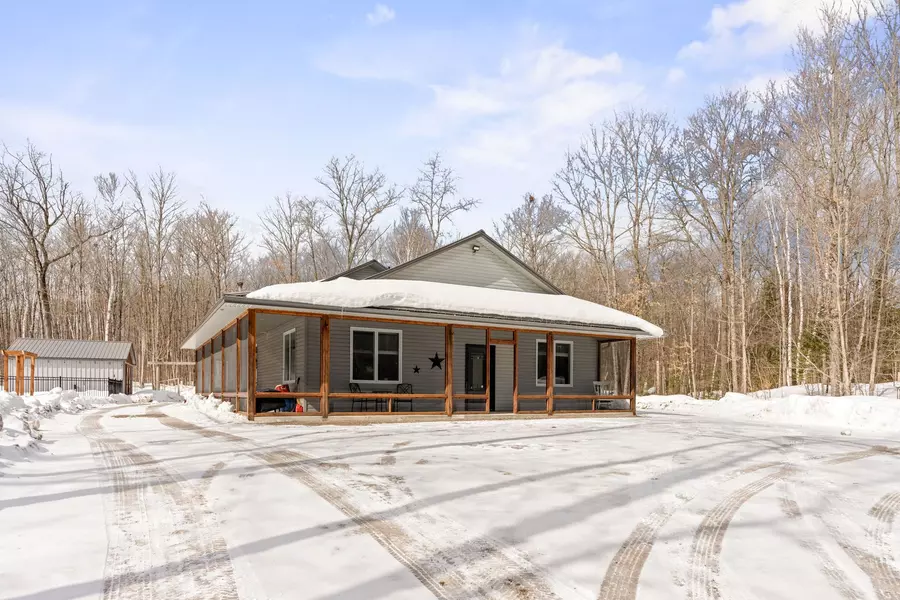 44 Moon Line RD N, Trent Lakes, ON K0M 1A0