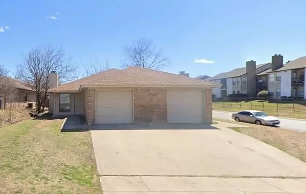 6743 Westcreek Drive, Fort Worth, TX 76133