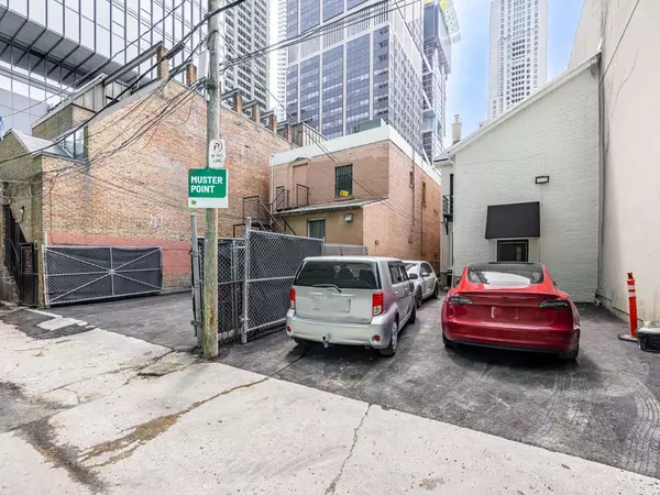 Toronto C02, ON M4W 1J6,18 Cumberland ST #Ground
