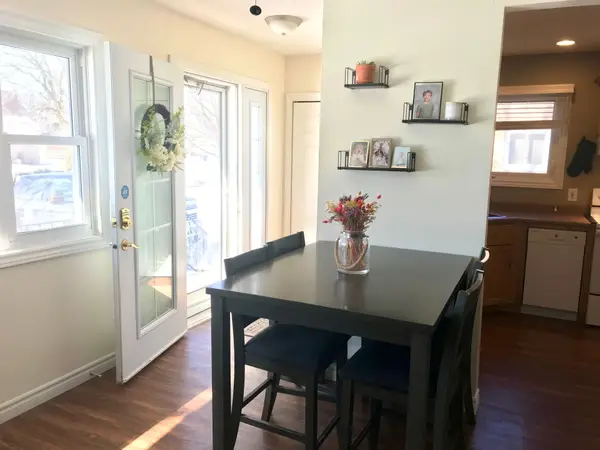 Stratford, ON N5A 4V8,43 Canterbury AVE