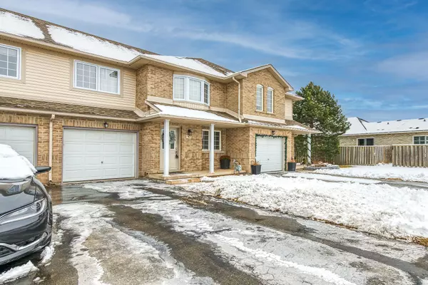 Grimsby, ON L3M 5S3,24 Kenyon CRES #30