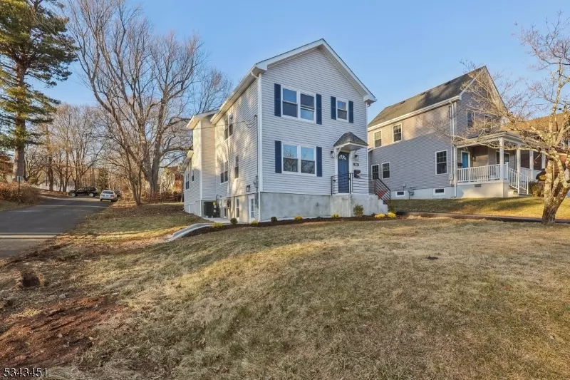 386 Elm St, Long Hill Twp., NJ 07980