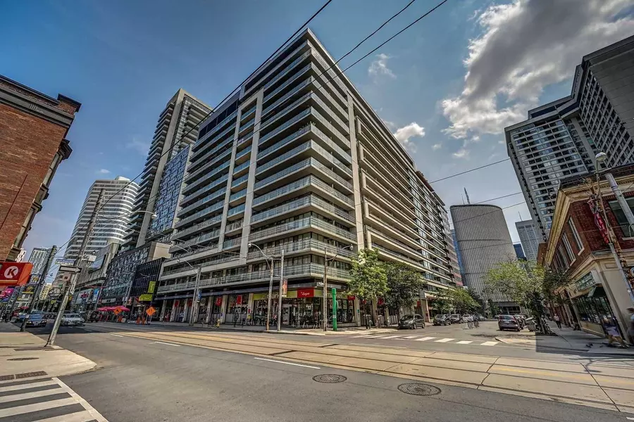 111 Elizabeth ST #739, Toronto C01, ON M5G 1P7