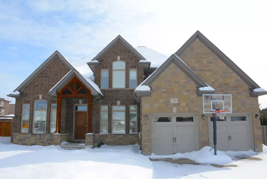 70 Fieldstone CRES, Middlesex Centre, ON N0L 1R0