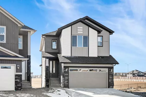 233 Corner Glen Way, Calgary, AB T3N 1B9