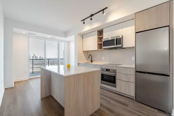 36 Zorra ST #2505, Toronto W08, ON M8Z 4Z7