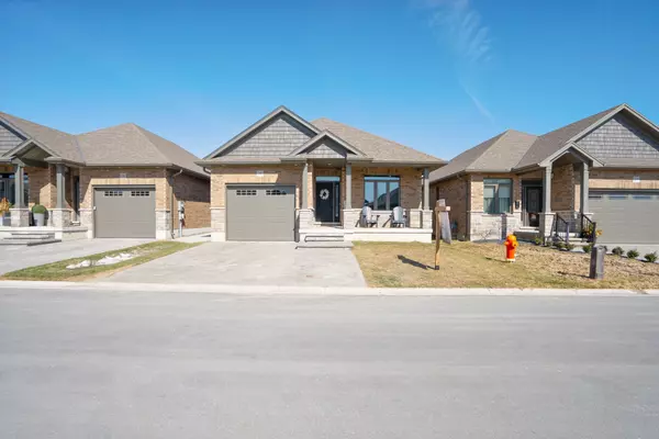 159 Collins WAY #19, Strathroy Caradoc, ON N7G 0G8