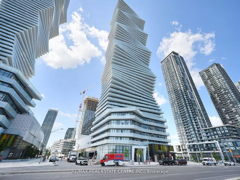 3900 Confederation Pkwy #302, Mississauga, ON L5B 0M3