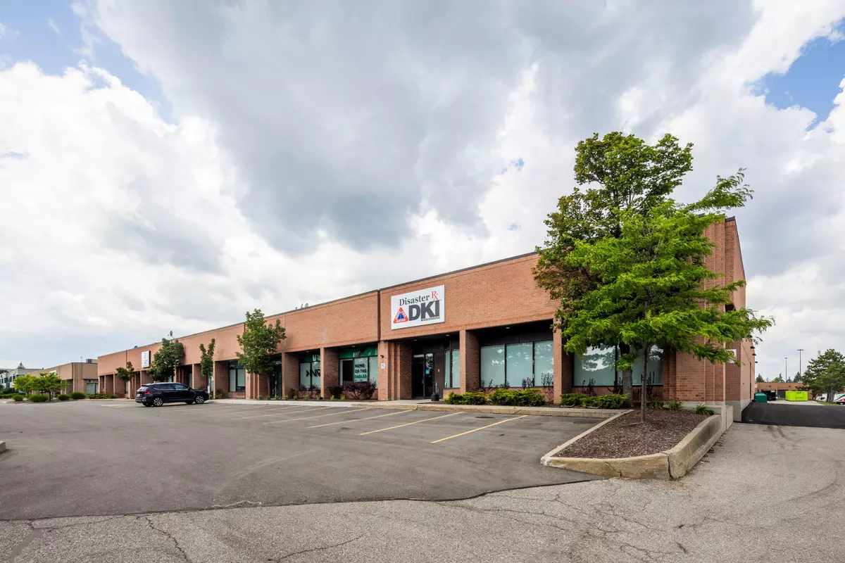 Mississauga, ON L5L 4L4,3135 Unity DR #3