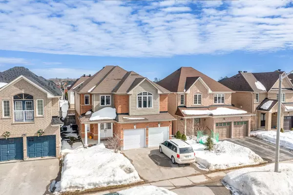 50 Tudor CRES, Barrie, ON L4M 0A8