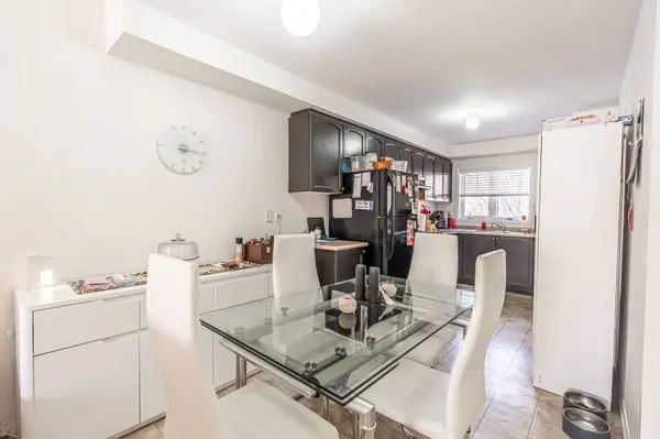 Barrie, ON L4N 6N7,12 Peartree CT