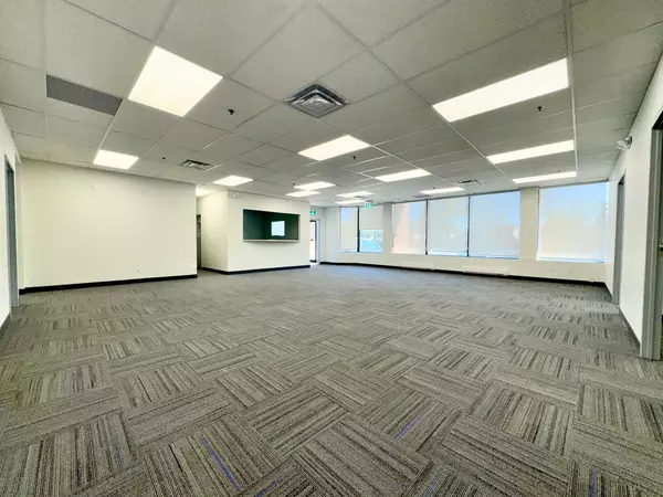 Mississauga, ON L5L 4L4,3135 Unity DR #3