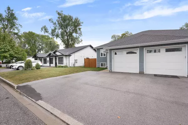 Kingsville, ON N9Y 1M1,275 Glass AVE