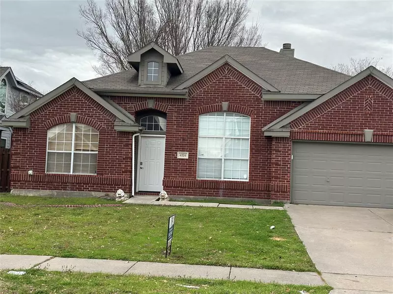 4324 Sleepy Glen Drive, Grand Prairie, TX 75052