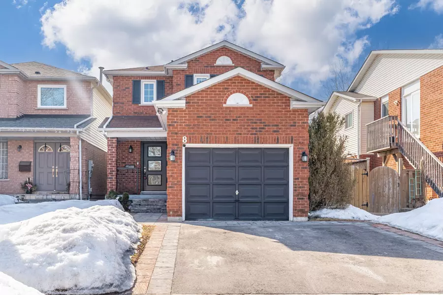 8 Simnick CRES, Clarington, ON L1E 2V8