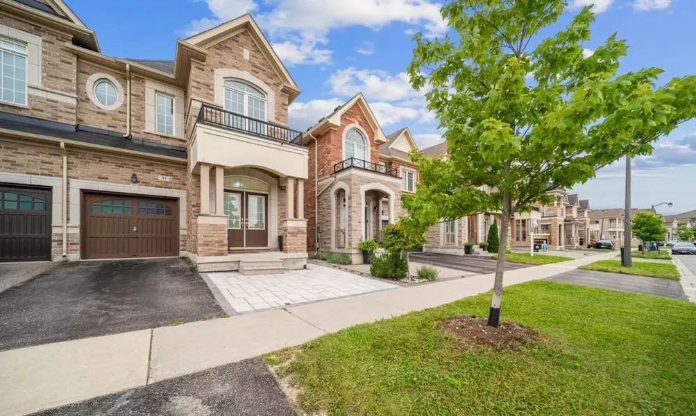 37 Fimco CRES, Markham, ON L6E 0R3