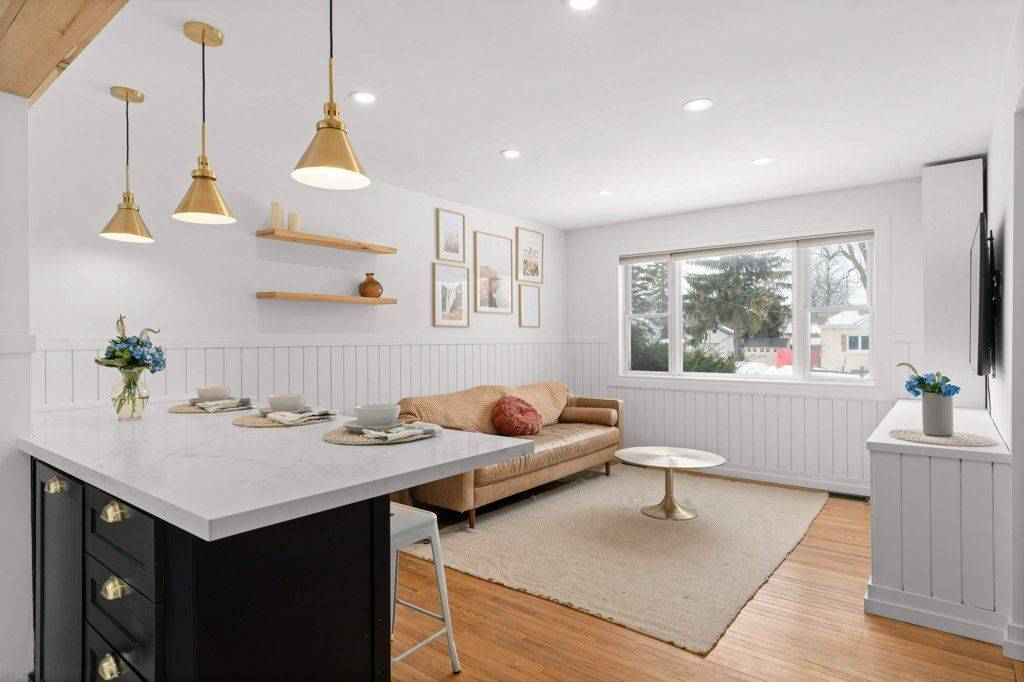 Kingston, ON K7M 1W2,653 Portsmouth AVE