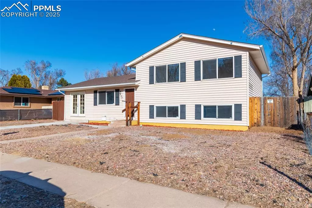 Colorado Springs, CO 80910,827 Zion DR