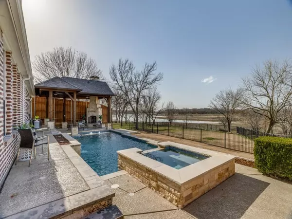 The Colony, TX 75056,3809 Overlook Court