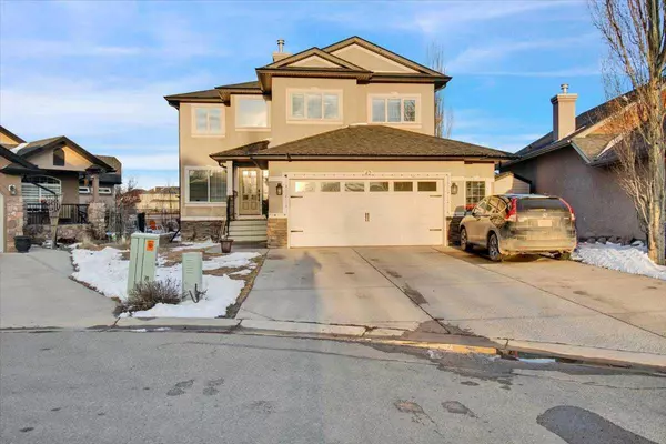 42 Billy Haynes TRL, Okotoks, AB T1S 2N9