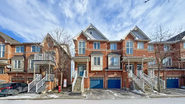 25 Annable LN #34, Ajax, ON L1S 7S6