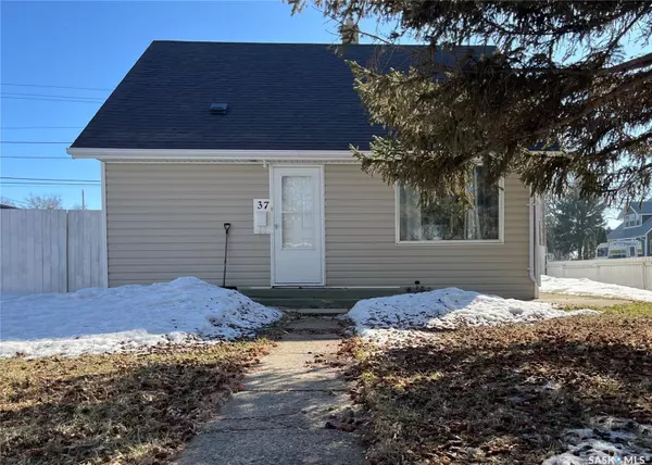 Moose Jaw, SK S6H 5C2,37 Coteau STREET W