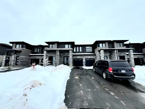 Niagara Falls, ON L2H 3T6,7377 Marvel DR