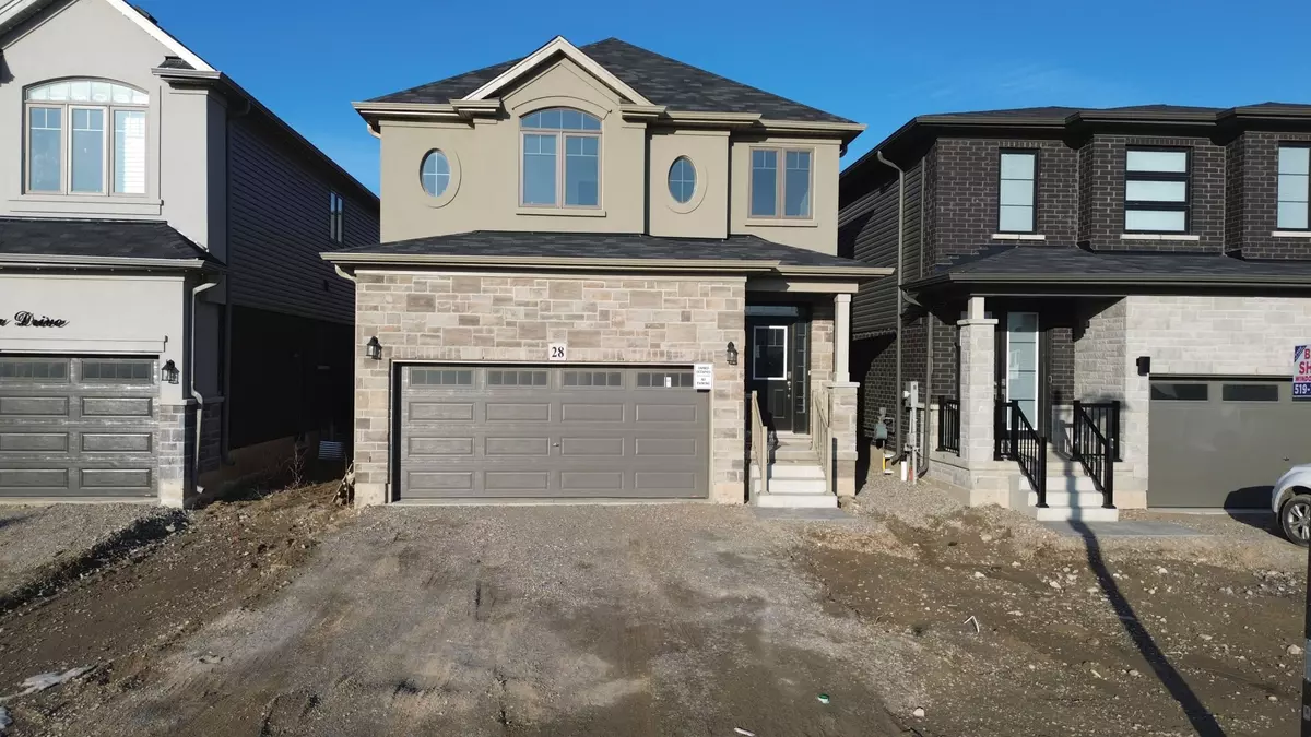 Brantford, ON N3T 0V1,28 Holder DR