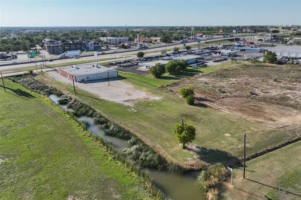 Wichita Falls, TX 76306,1119 Central Freeway