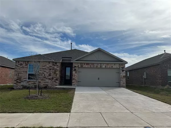 917 Emerson Drive, Anna, TX 75409