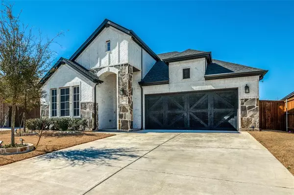 2453 Pebble Bank Lane, Midlothian, TX 76065