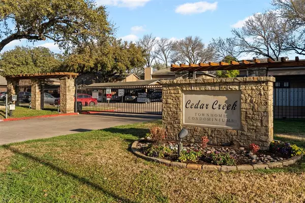 5743 Cedar Creek, Benbrook, TX 76109