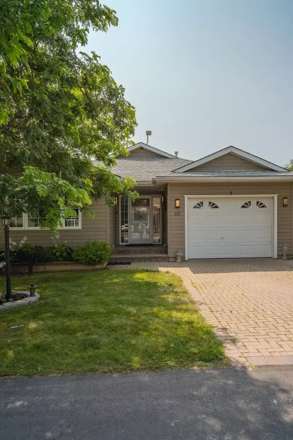 Prince Edward County, ON K0K 3L0,89 Sandbanks CT