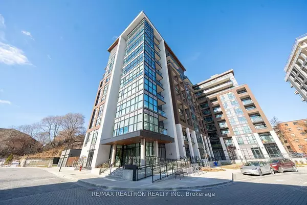 25 Neighbourhood LN #208, Toronto W07, ON M8Y 0C4