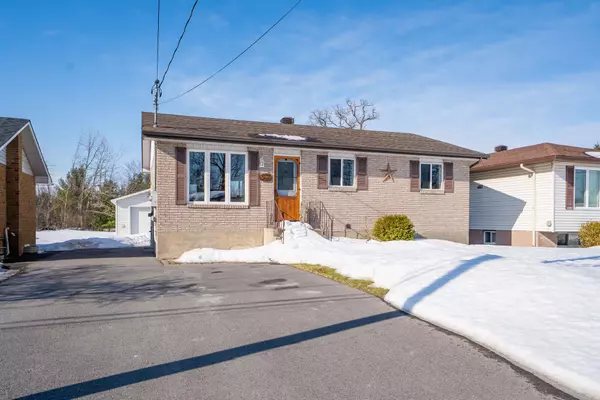 2466 Edgar ST, Cornwall, ON K6J 5H2