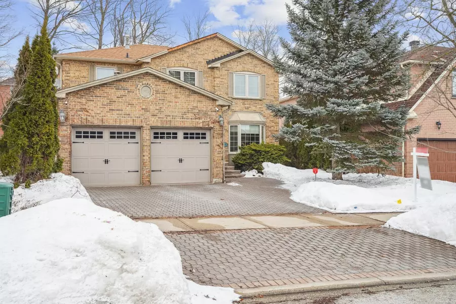 69 Topham CRES, Richmond Hill, ON L4C 9H2