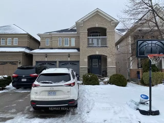 Milton, ON L9T 6E5,169 COOKE CRES