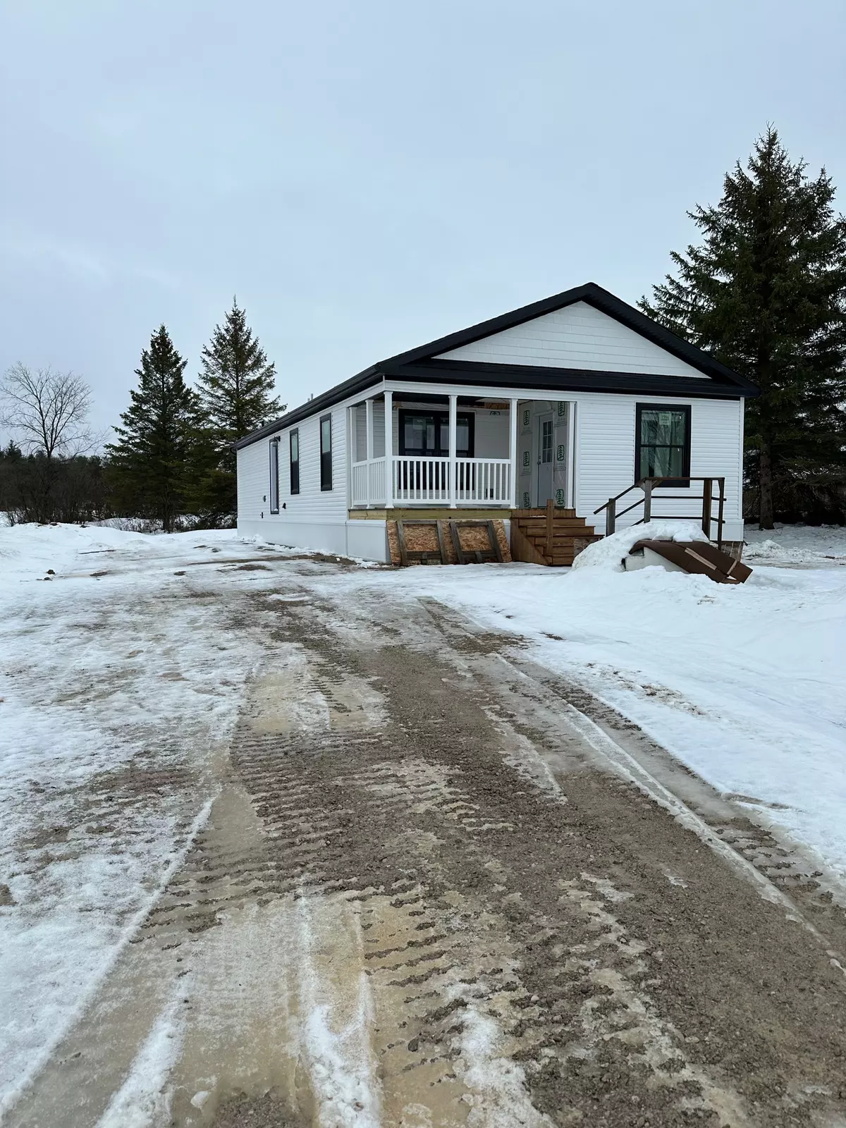 West Grey, ON N4N 3B8,212 SPRUCE DR