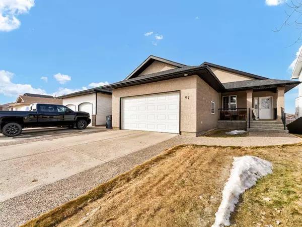 67 Sundown RD Southwest, Medicine Hat, AB T1B 4W7