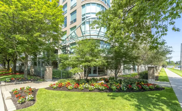 8 Pemberton AVE #1105, Toronto C14, ON M2M 4K8