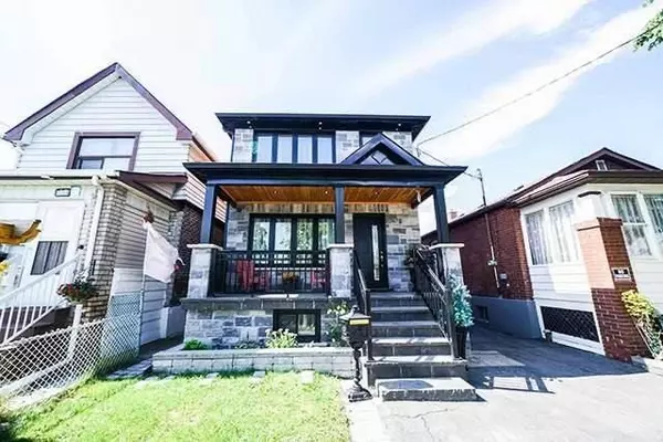 50 Gray AVE, Toronto W03, ON M6N 4S6